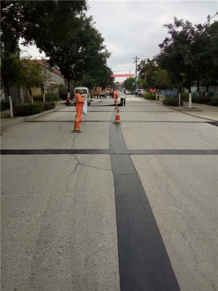 道路貼縫帶的產品特點