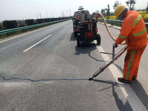 瀝青路面灌縫膠